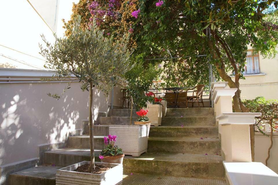B&B La Bougainvillea Andria Exteriör bild